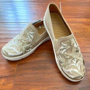 Baretraps Bonair Embroidered Slip-on Shoes